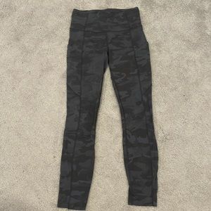 Lululemon Fast and Free HR Tight 25” Leggings
